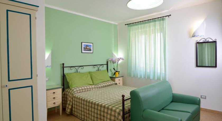 Agriturismo Torre Dei Preti 佩斯基奇 客房 照片