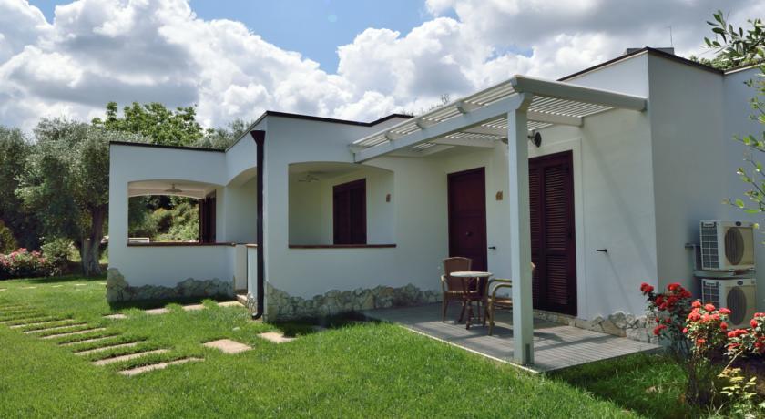 Agriturismo Torre Dei Preti 佩斯基奇 客房 照片
